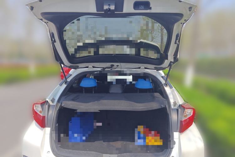 Used Toyota C-HR 2018 2.0L Leading with Sunroof China VI Standard
