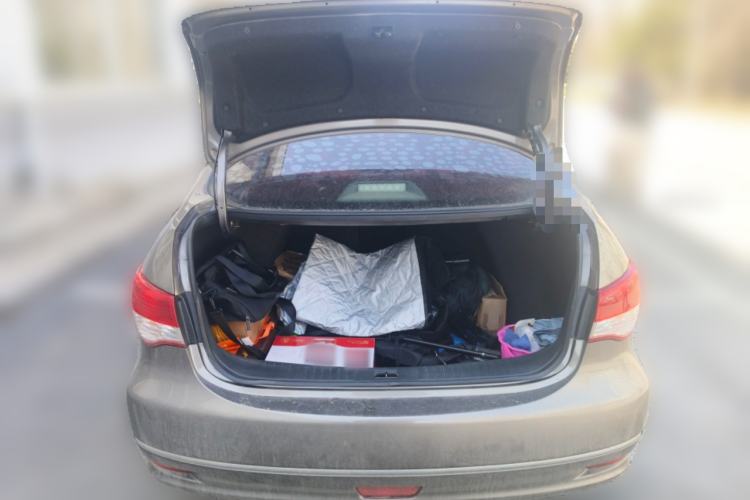 Used Nissan Sylphy 2016 Classic 1.6XE Manual Leading Edition Trunk