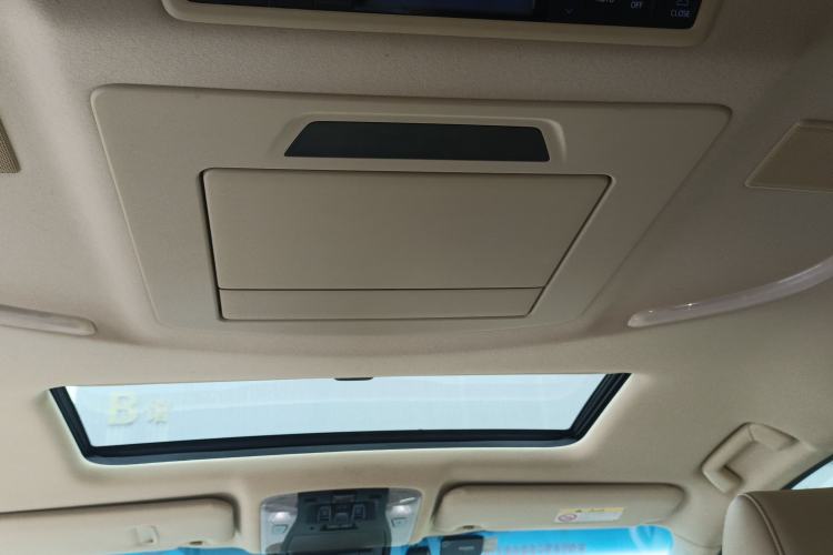 Used Toyota Alphard 2020 Dual-Engine 2.5L Luxury Edition