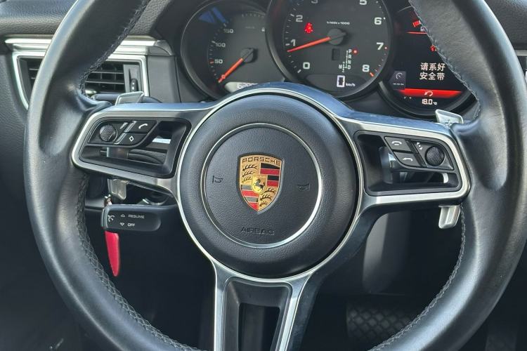 Used Porsche Macan 2017 Macan 2.0T Exterior 10