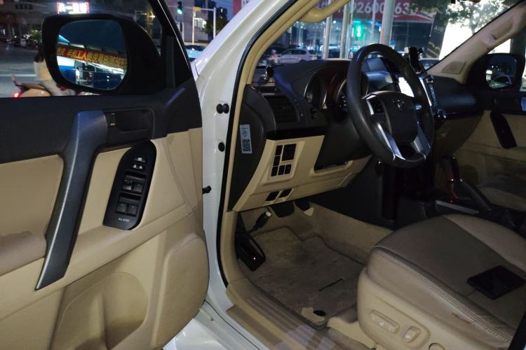 Used Toyota Prado 2015 2.7L TXL Middle East Version Driver Seat