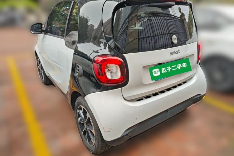 Used smart fortwo 2015 1.0L 52 kW Hardtop Passion Edition
