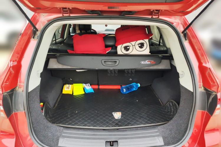 Used Roewe RX5 2019 20T Two-Wheel Drive Manual 4G Connect Platinum Edition
