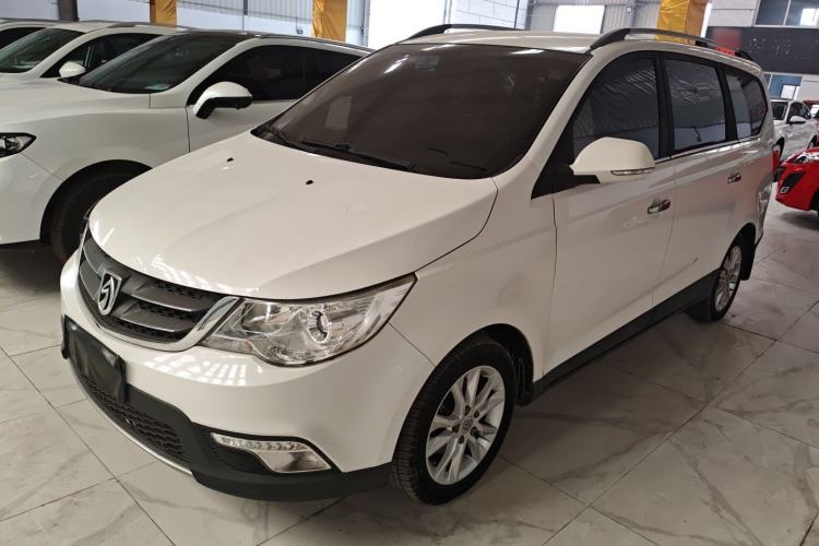 Used Baojun 730 2014 1.5L manual Comfort ESP version 7 seats