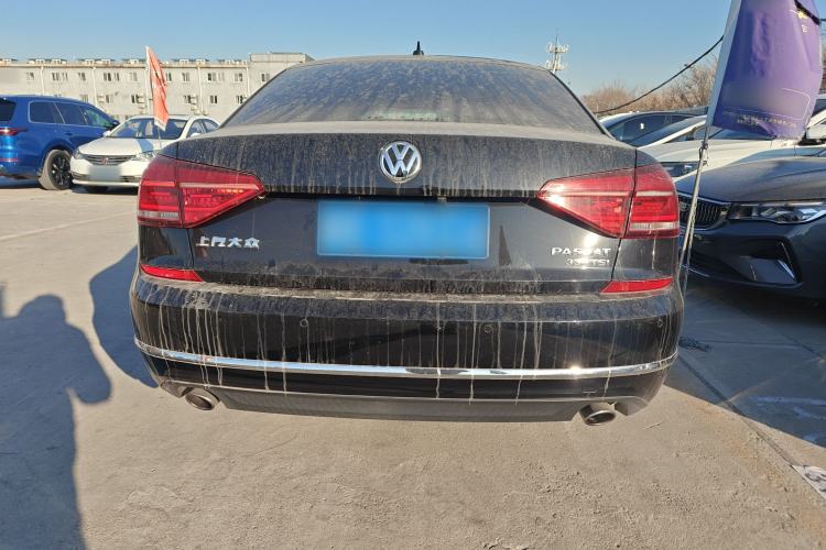 Used Volkswagen Passat 2017 330TSI DSG Luxury Edition
