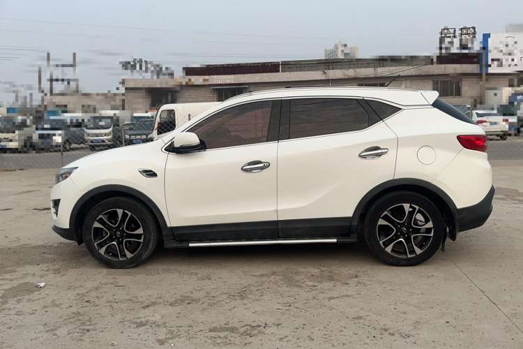 Used Soueast DX7 2015 1.5T Automatic Luxury Model