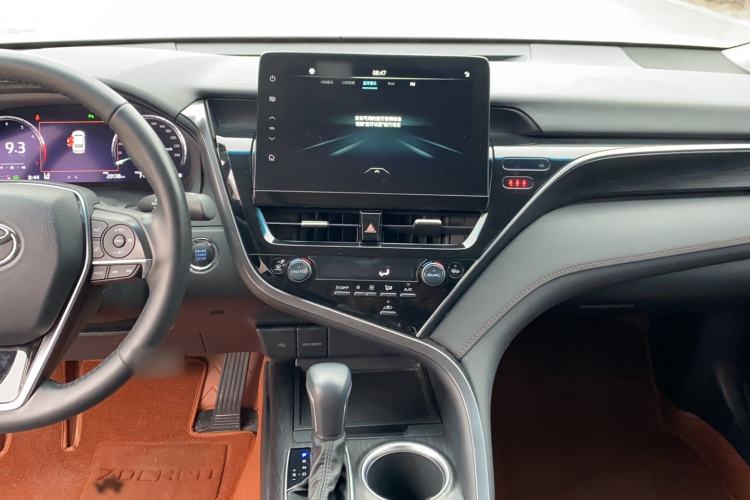 Used Toyota Camry 2021 2.5G Luxury Edition
