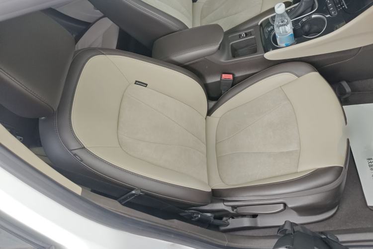 Used Buick Verano 2017 Sedan 15S Automatic Leading Model Right Front Seat