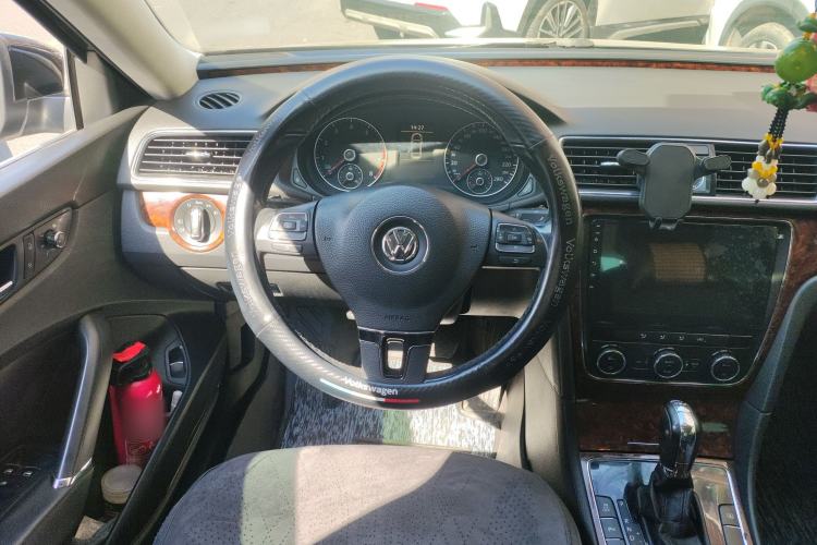 Used Volkswagen Passat 2011 1.8TSI DSG Prestige Edition