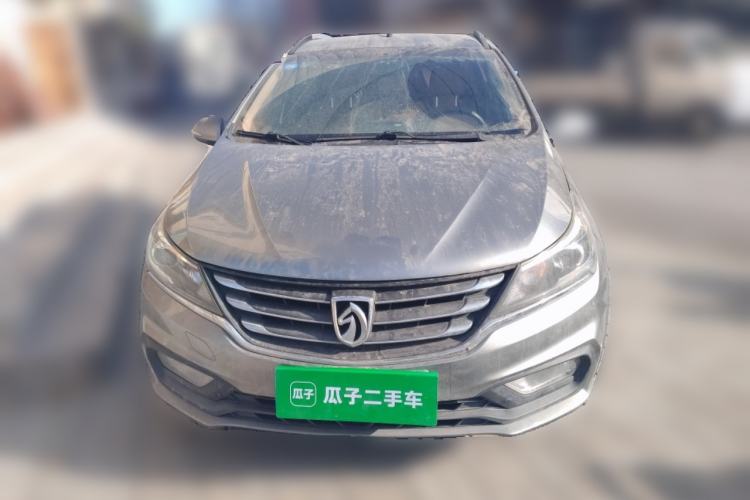 Used Baojun 310W 2017 1.5L Manual Fashion Edition China VI
