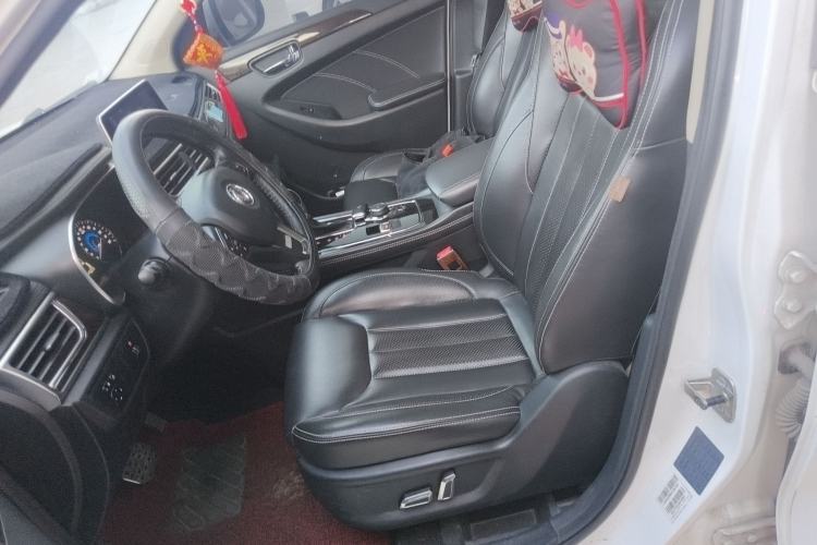Used Dongfeng Fengon 580 2017 1.5T CVT Smart Style Model Left Front Seat