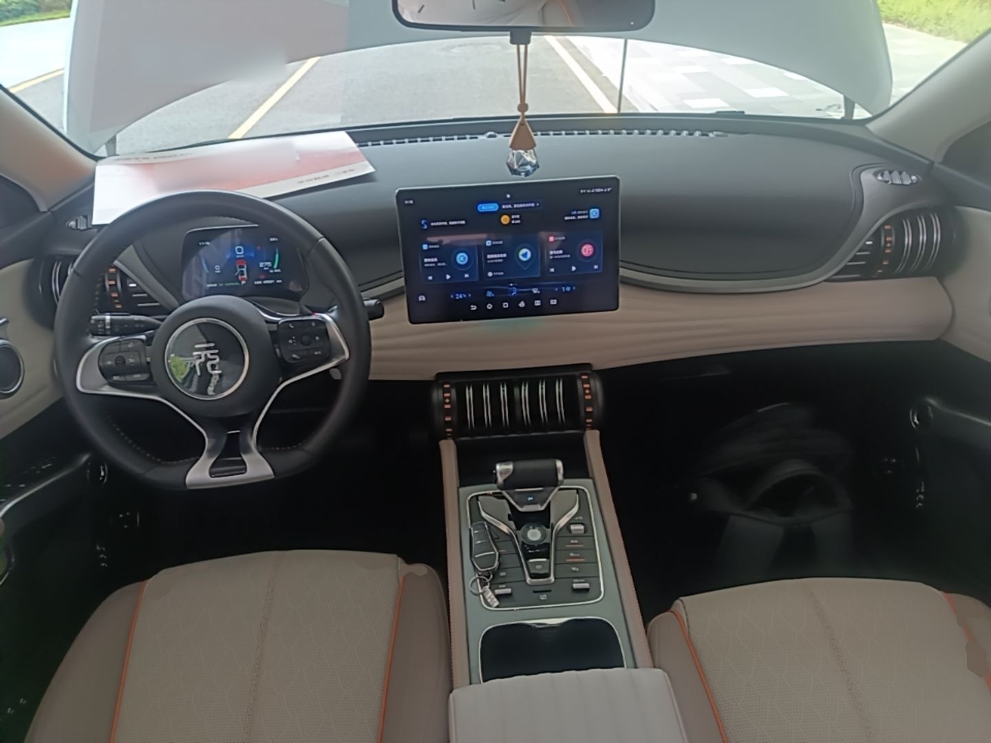 BYD Yuan PLUS 2023 Champion Edition 510KM Leading Model — снимка 12