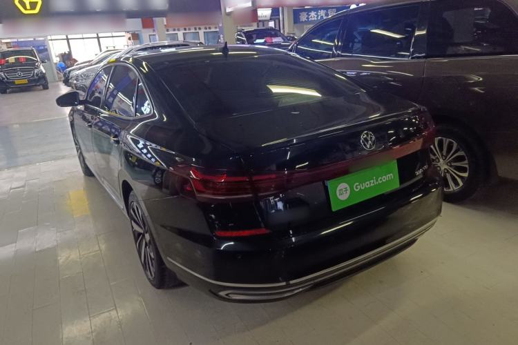 Used Volkswagen Passat 2022 330TSI Starry Elite Edition Exterior 2