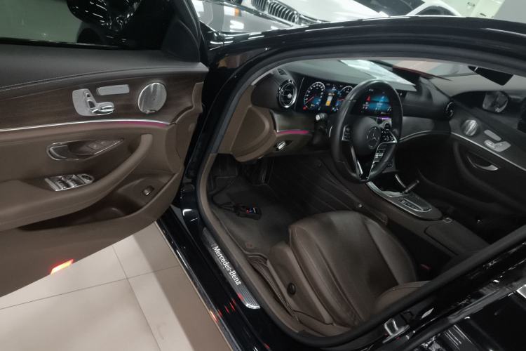 Used Mercedes-Benz E-Class 2021 Restyled E 300 L Luxury Edition

