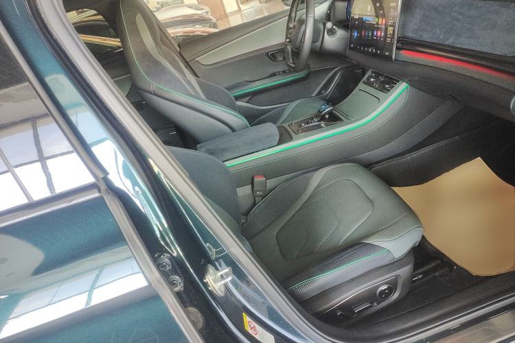 Used BYD Han 2022 EV 610 km All-Wheel-Drive Qianshan Cui Limited Edition Right Front Seat