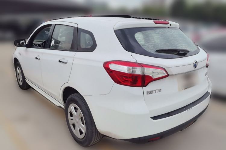 Used Venucia T70 2015 1.6L Manual Ruixing Edition Rear Left 45 Deg