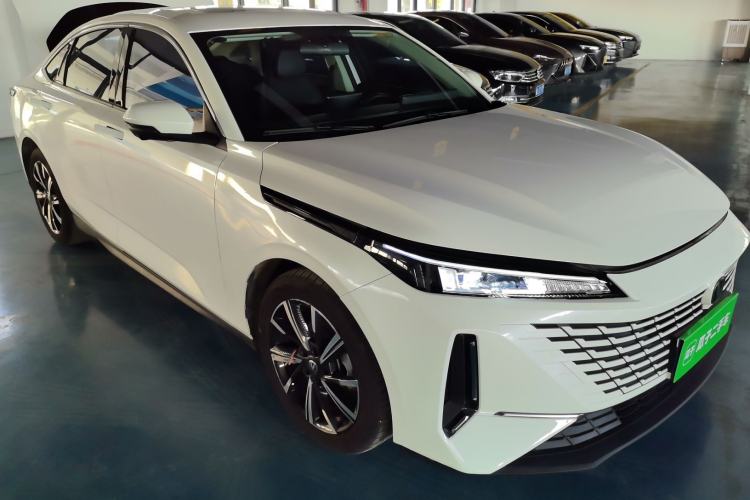 Used CHANGAN Eado DD 2023 Blue Whale NE 1.5T GDI DCT Navigation Model Exterior 1