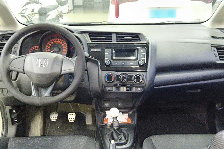 Used Honda Fit 2018 1.5L Manual Comfort Version
