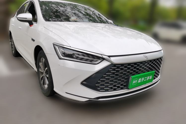 Used BYD Qin PLUS 2024 HONOR Edition DM-i 55KM Leading Model Front Right 45 Deg