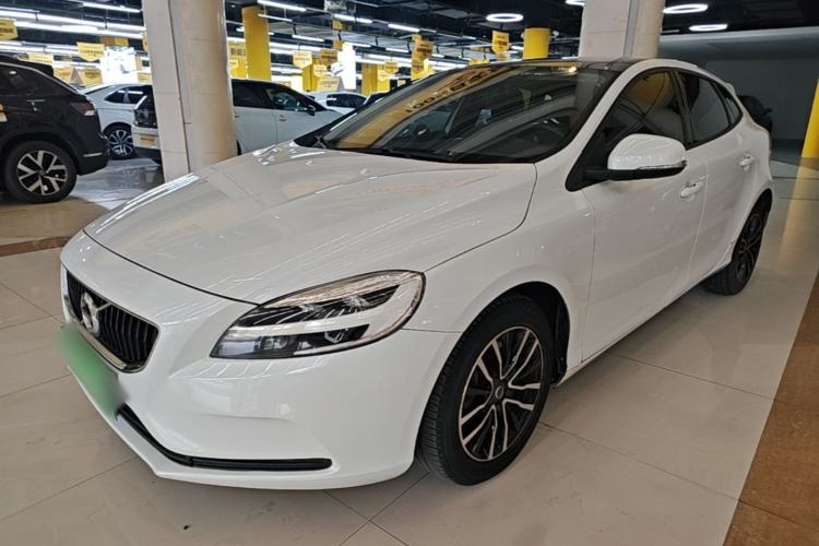 Used Volvo V40 2017 T3 Zhiyi Edition