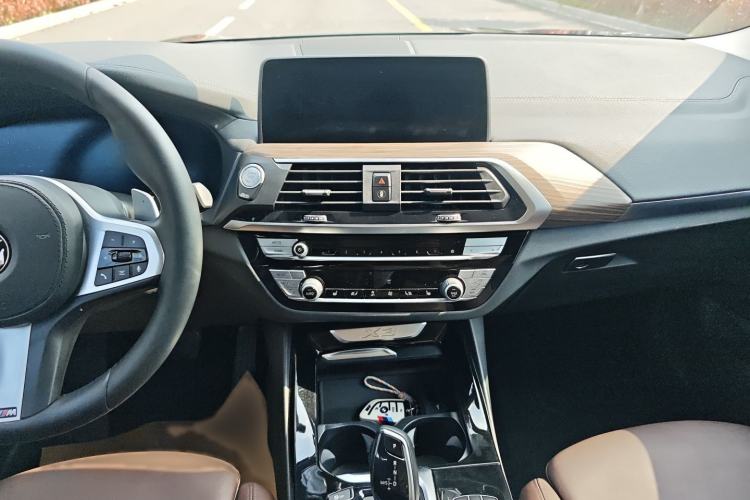 Used BMW X3 2021 Restyled xDrive30i Leading Edition M Sport Package Audio And AC Panel