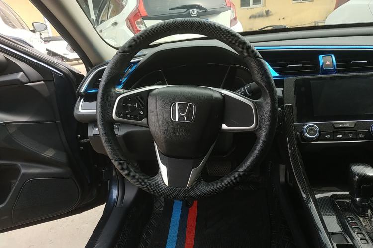 Used Honda Civic 2016 220TURBO CVT Luxury Edition
