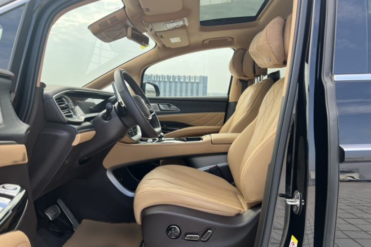 Used Denza D9 2025 EV Intelligent Driving Edition 600 Four-Wheel Drive Flagship Model