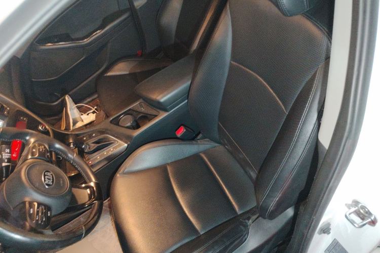 Used Kia K5 2014 2.0L Automatic LUXURY Left Front Seat