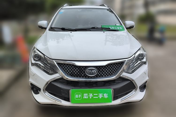 Used BYD Tang New Energy 2015 2.0T Four-Wheel-Drive Flagship Model
