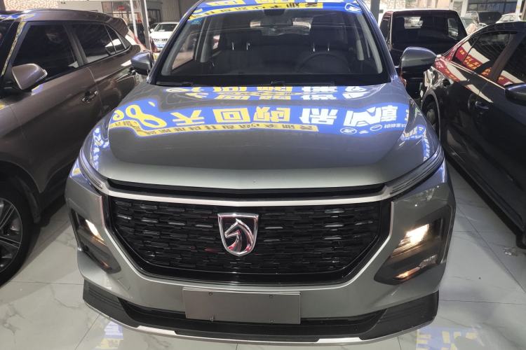 Used Baojun 530 2020 1.5T Manual Comfort Version 7 Seats Front