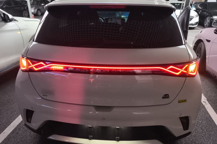 Used BYD Dolphin 2023 420 km Free Version
