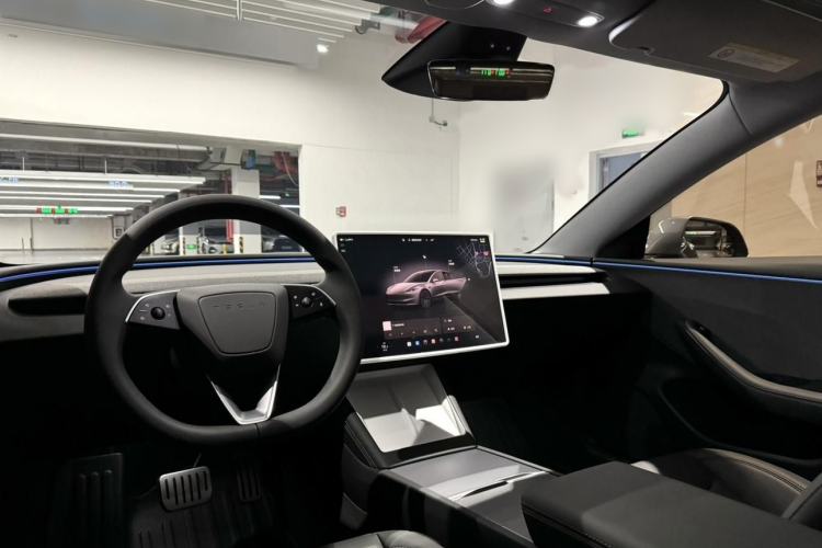 Used Tesla Model 3 2025 Rear-Wheel-Drive Version Interior 1