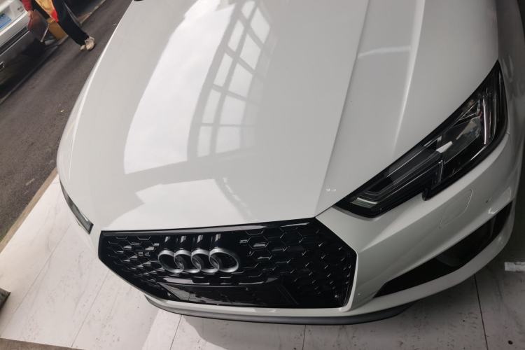 Used Audi A4L 2019 40 TFSI Fashion Edition China VI Emission Standard Front