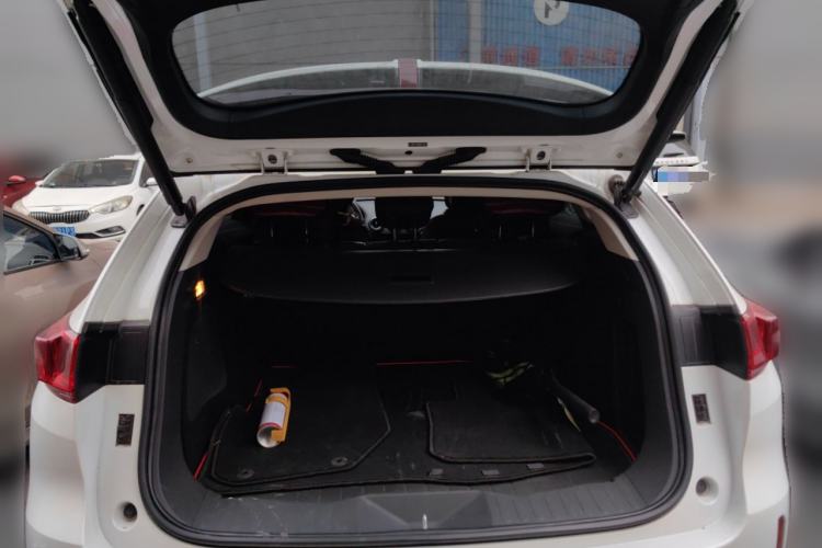 Used Wey VV7 2017 2.0T Flagship Model
