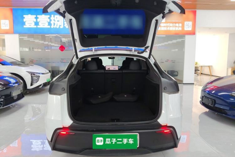 Used Tesla Model Y 2025 Rear-Wheel-Drive Version Trunk