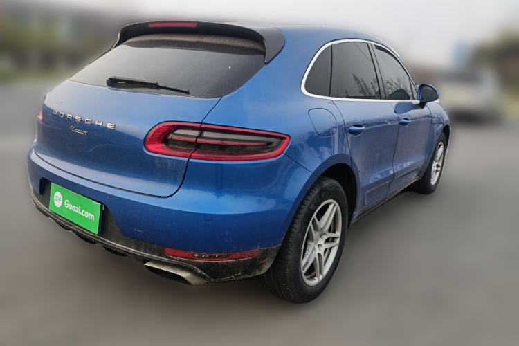Used Porsche Macan 2017 Macan 2.0T Rear Right 45 Deg