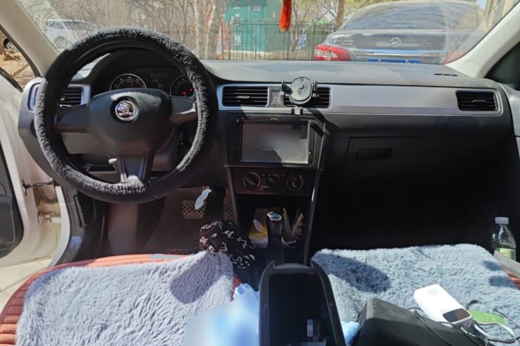 Used Skoda Rapid Spaceback 2016 Revised 1.6L Automatic Chuanxing Version