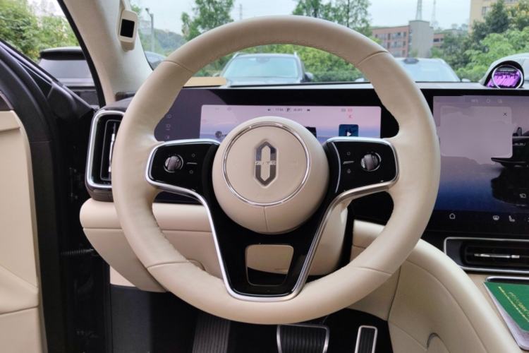 Used Hima AITO M9 2024 Range-Extended Ultra Version 42 kWh 6-Seater Model
