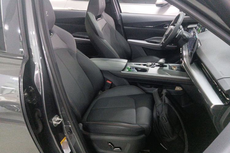 Used CHANGAN OSHAN Z6 New Energy 2023 ZhiDian iDD 150KM Flagship PLUS
