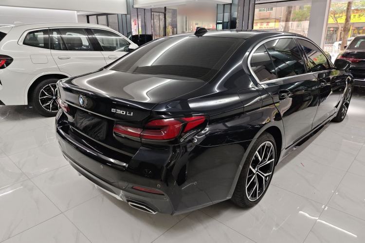 Used BMW 5 Series 2022 Second Facelift 530Li Luxury Version M Sport Package