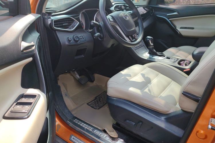 Used MG GS 2015 2.0TGI TST Luxury Edition
