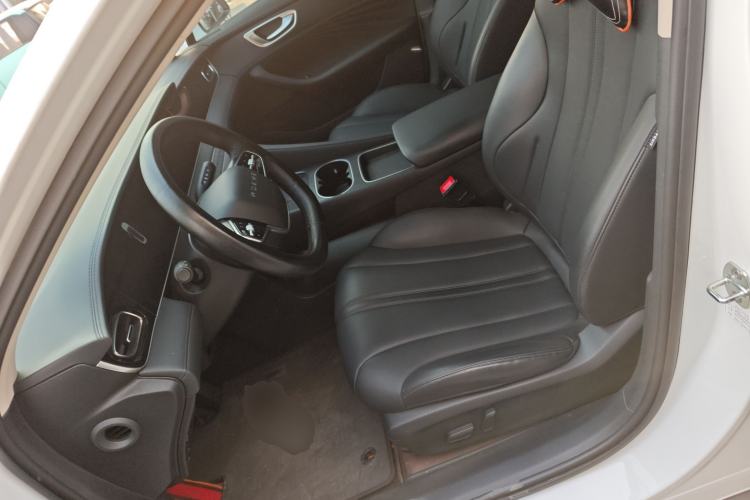 Used Roewe D7 2023 DMH 125km Superior Edition
