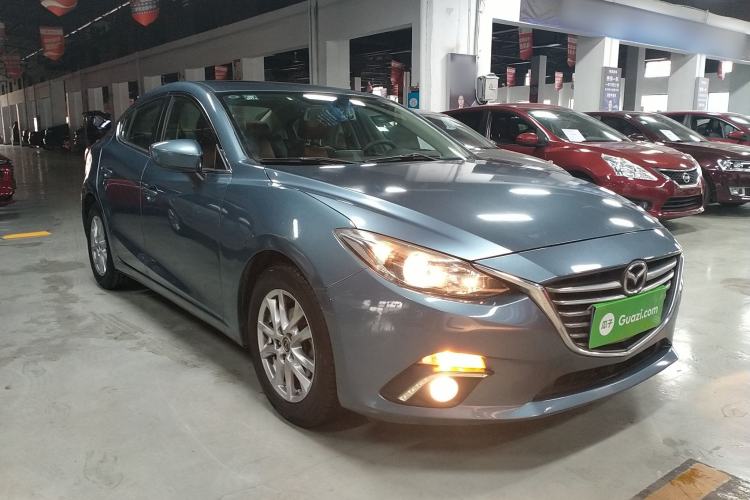 Used Mazda Mazda 3 Axela 2014 Sedan 1.5L Automatic Luxury Model
