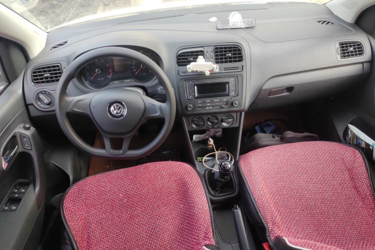 Used Volkswagen Polo 2014 1.4L Manual Fashion Edition