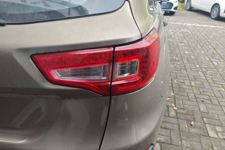 Used CHANGAN CS75 2014 2.0L Manual Luxury Version China V Standard Right Rear Taillight