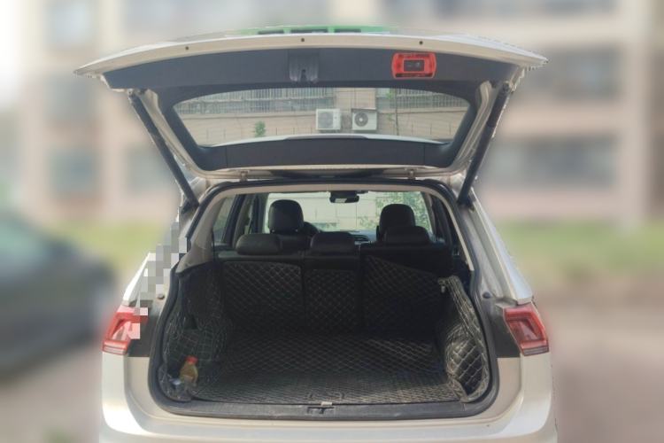 Used Volkswagen Tiguan L 2018 380TSI Automatic All-Wheel Drive Luxury Edition
