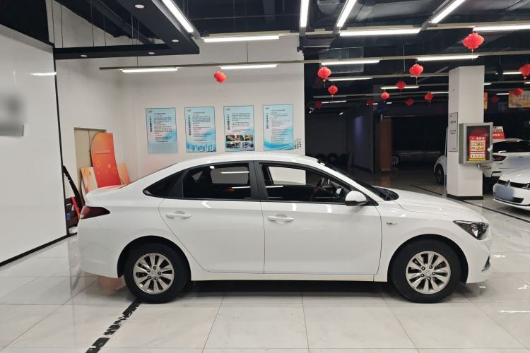 Used Hyundai Celesta 2018 1.6L Automatic GL Enjoyment Edition China VI compliant