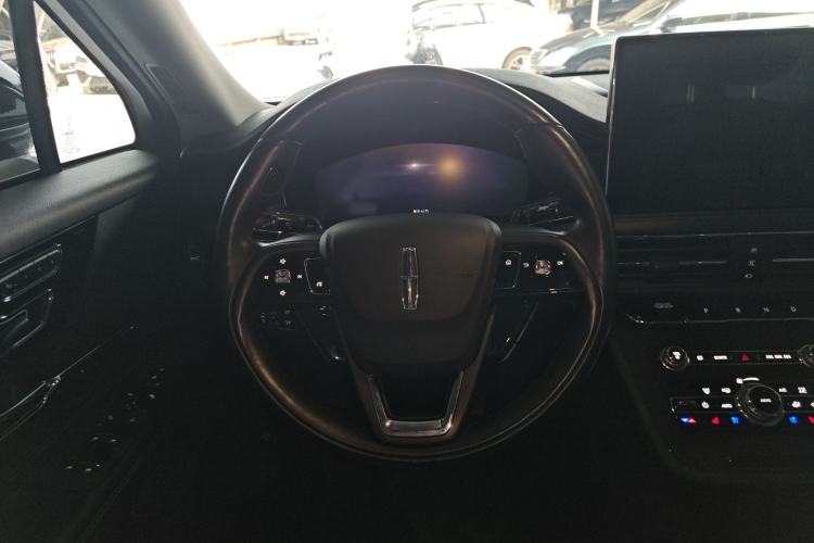 Used Lincoln Corsair 2022 2.0T Two-Wheel Drive Deluxe Edition