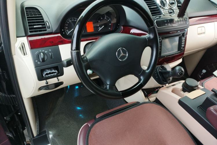 Used Mercedes-Benz Vito 2013 3.0L Business Edition Steering Wheel