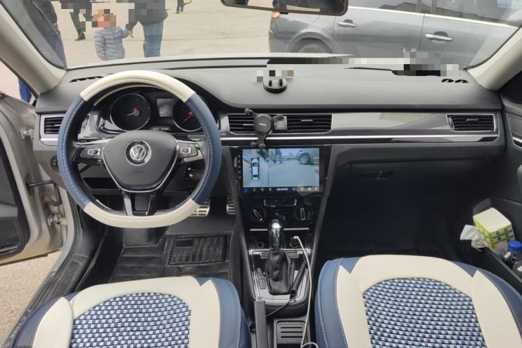 Used Volkswagen C-TREK 2017 230TSI DSG Comfort Version
